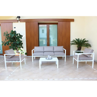 Set Salotto da Giardino in Alluminio Bianco con Divano 3 posti, 2 Poltrone, Tavolino e Cuscini Tortora