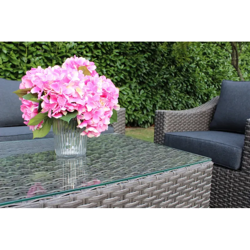 Set Salotto da Giardino in Polyrattan Grigio e Marrone con Divano 3 posti, 2 Poltrone e Tavolino