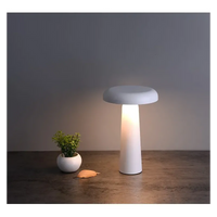 Lampada da Tavolo Cindy Bianco/Nero cm 14x22 h